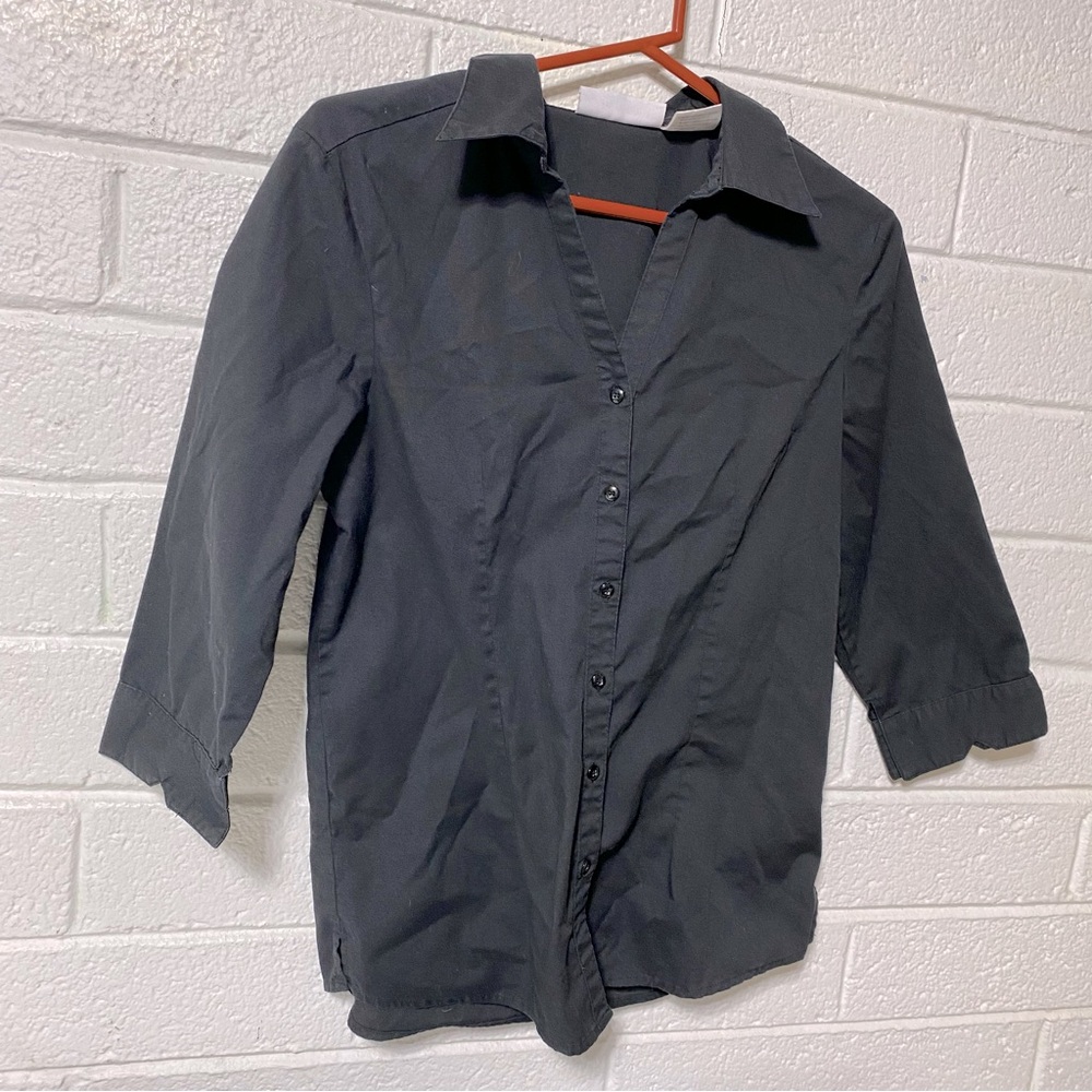 Uniform Works Women’s Medium 3/4 Length Sleeve Black Button Down Shirt V Neck